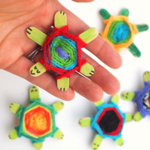 Sourced Image: https://www.pinkstripeysocks.com/2016/05/turtles-using-3-sticks-gods-eye-weaving.html